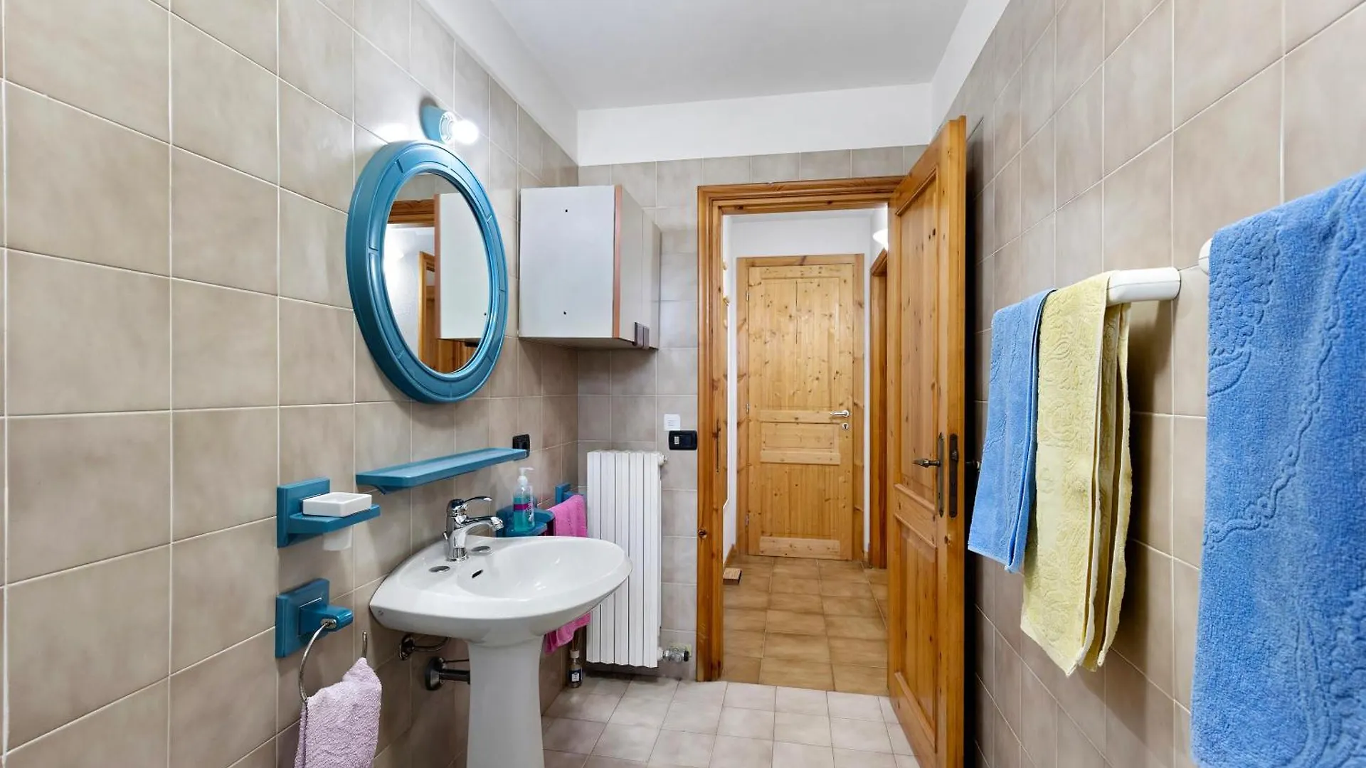 טורי דל בנקו Monoroom With Garden And Lake View טורי דל בנקו